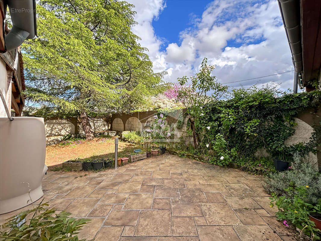 Maison familiale, beau jardin - photo 5