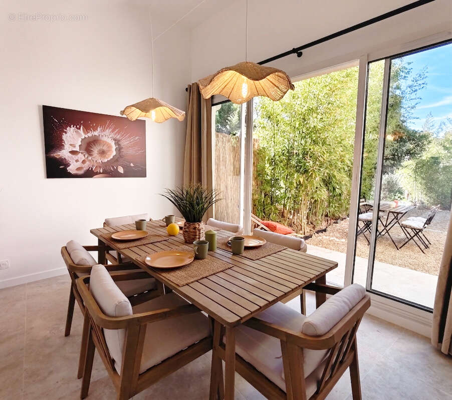 LE PRADET, proche mer, ravissant 3 pièces contemporain avec jardin et stationnement. - photo 5