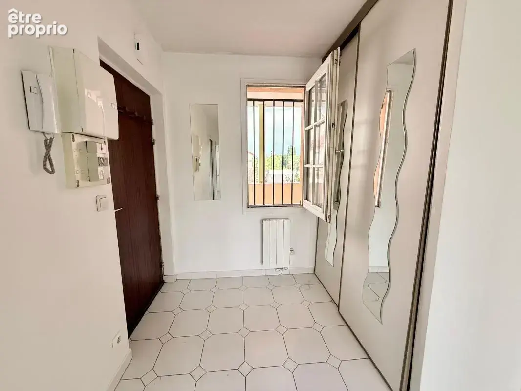 PORT CERGY – Vue exceptionnelle sur la Marina et l’Oise Idéal investisseur ou premier achat - photo 4