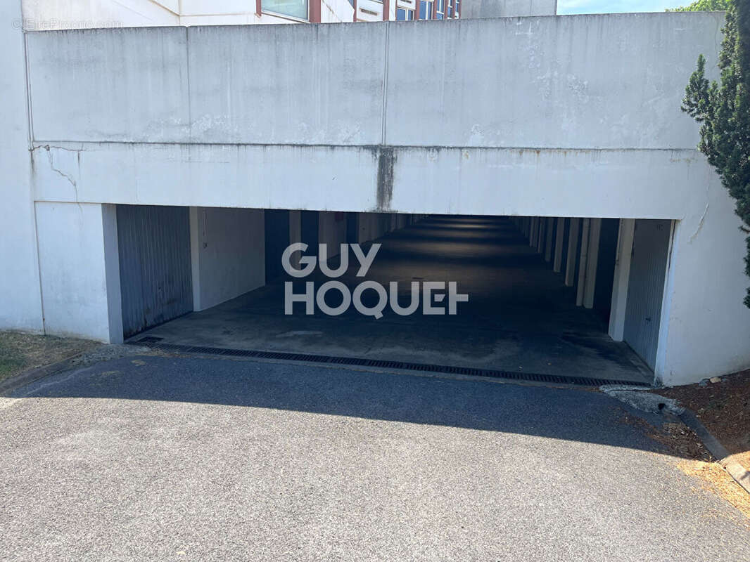 Parking à BIARRITZ