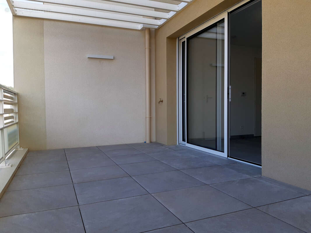 Appartement à HYERES