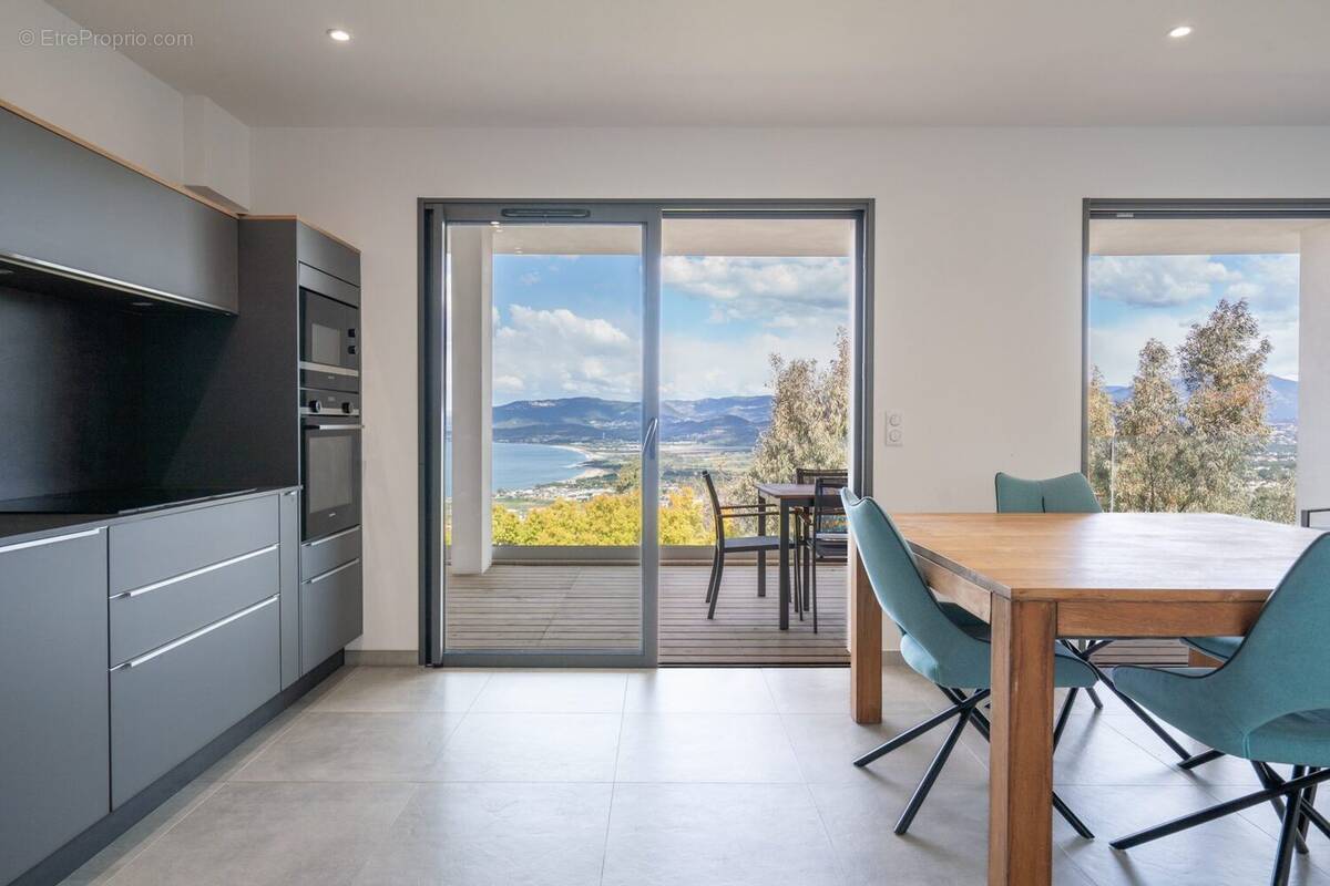 Appartement à PIETROSELLA