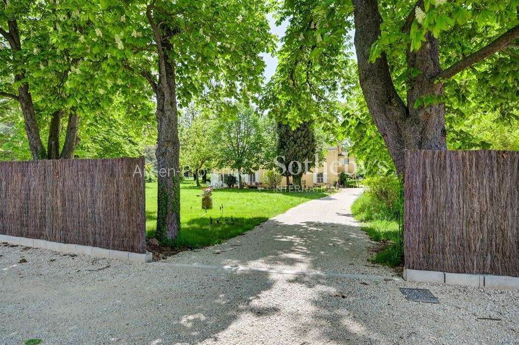 Maison à AIX-EN-PROVENCE