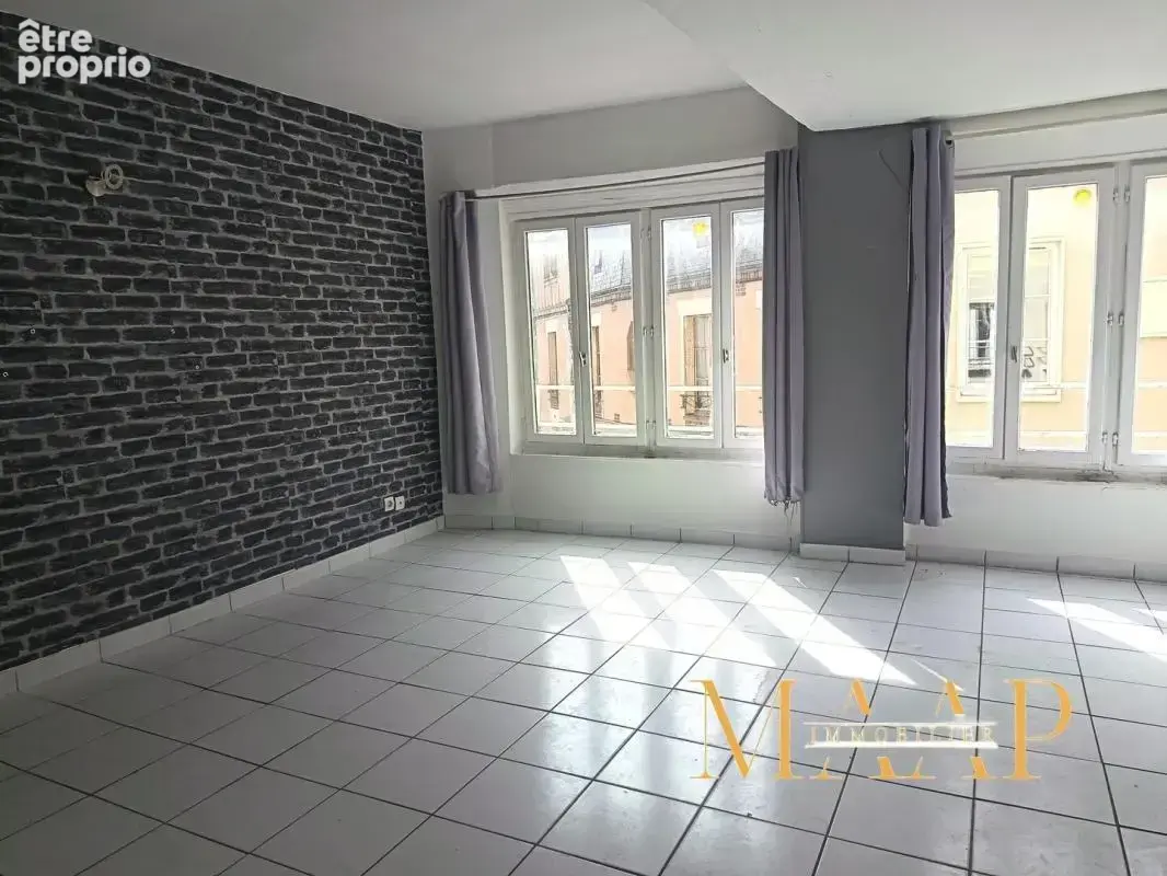 Immeuble 5 lots libres – 290 m² – Centre-ville - photo 2