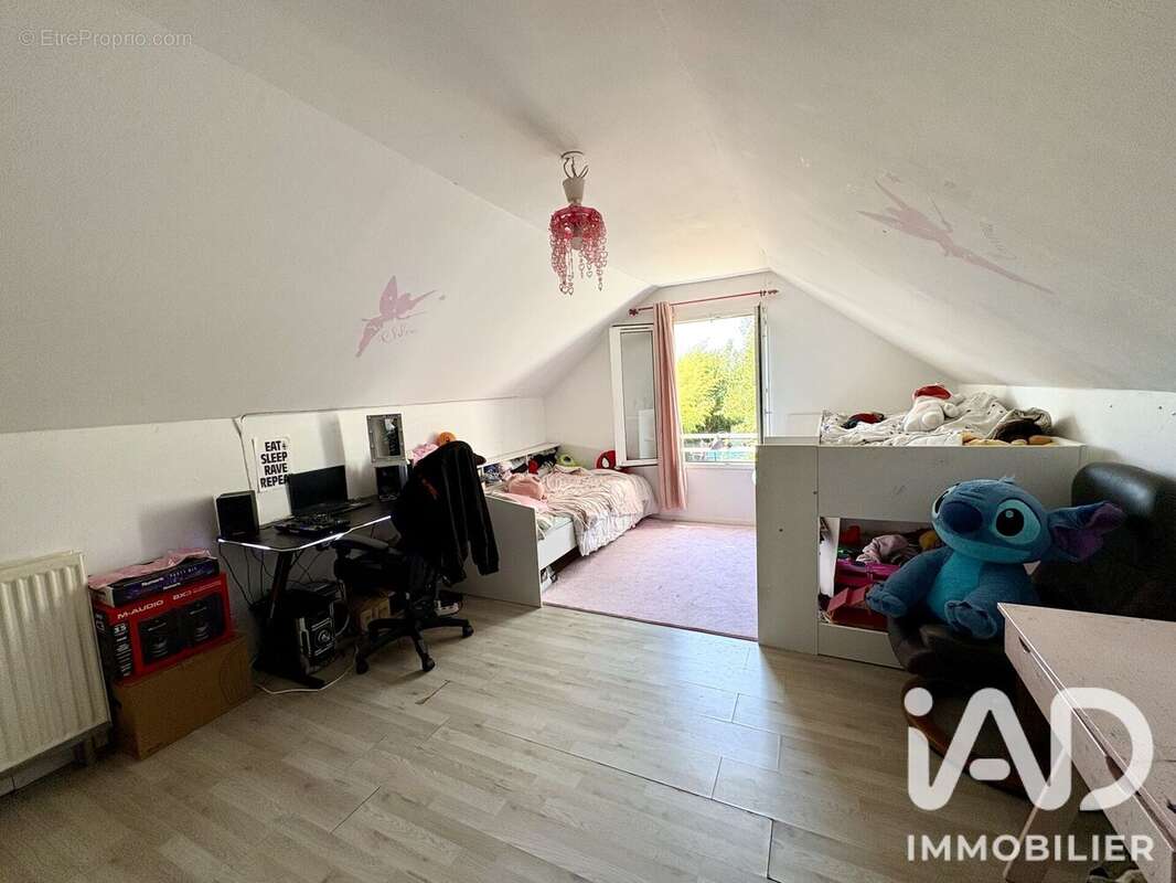 Maison 104 m² à Saint-Nazaire  - photo 6