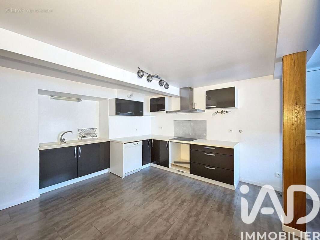 Maison 216 m² à Echouboulains  - photo 4