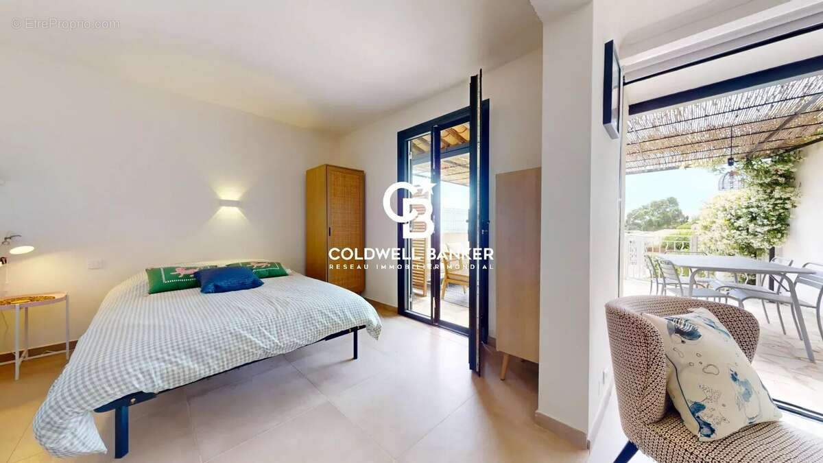 Maison à LA CROIX-VALMER