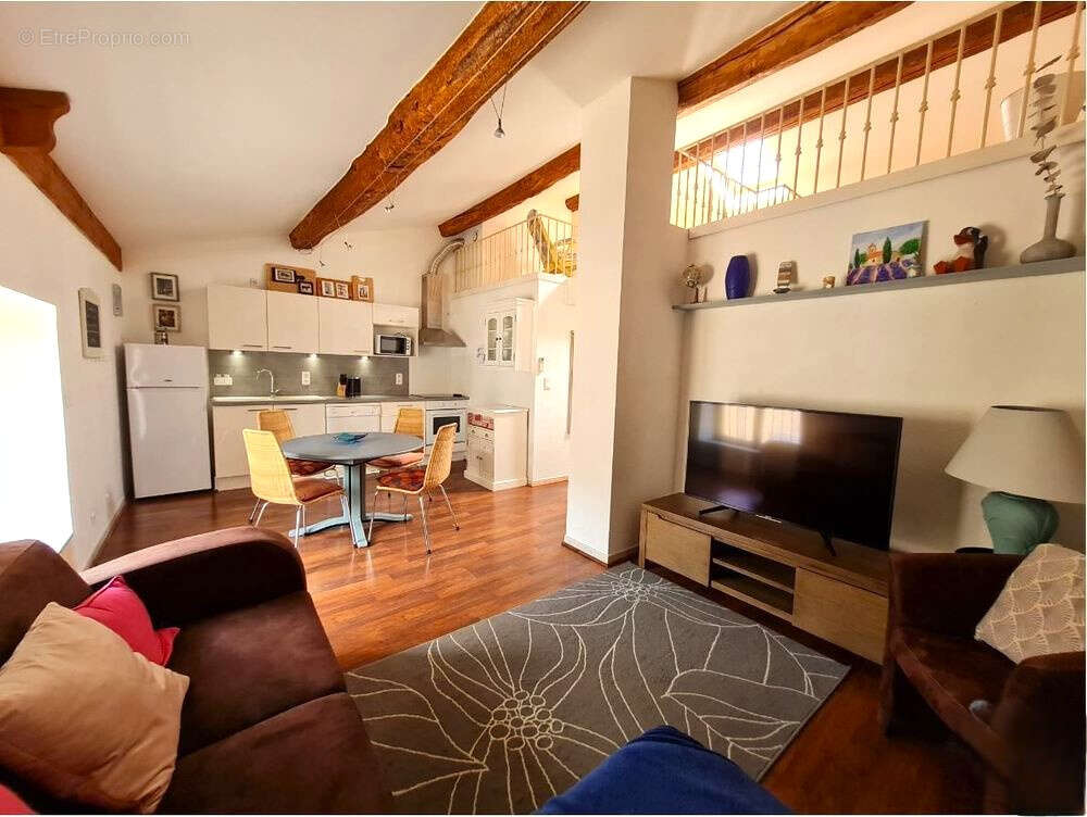 Appartement à SAINT-CHINIAN