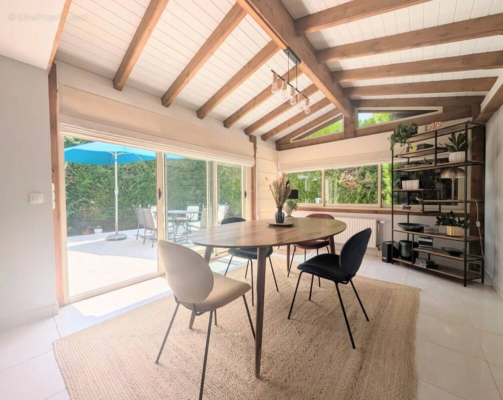 Maison à PLAISIR