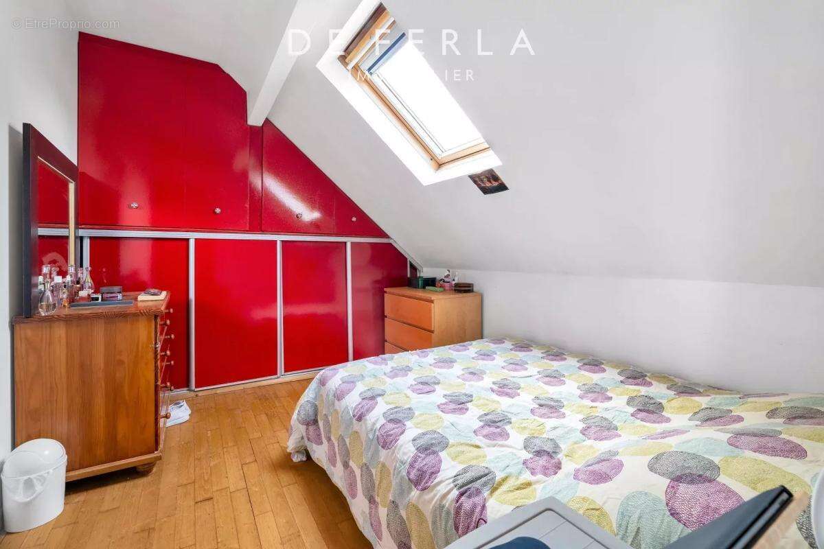 Maison à NEUILLY-SUR-MARNE