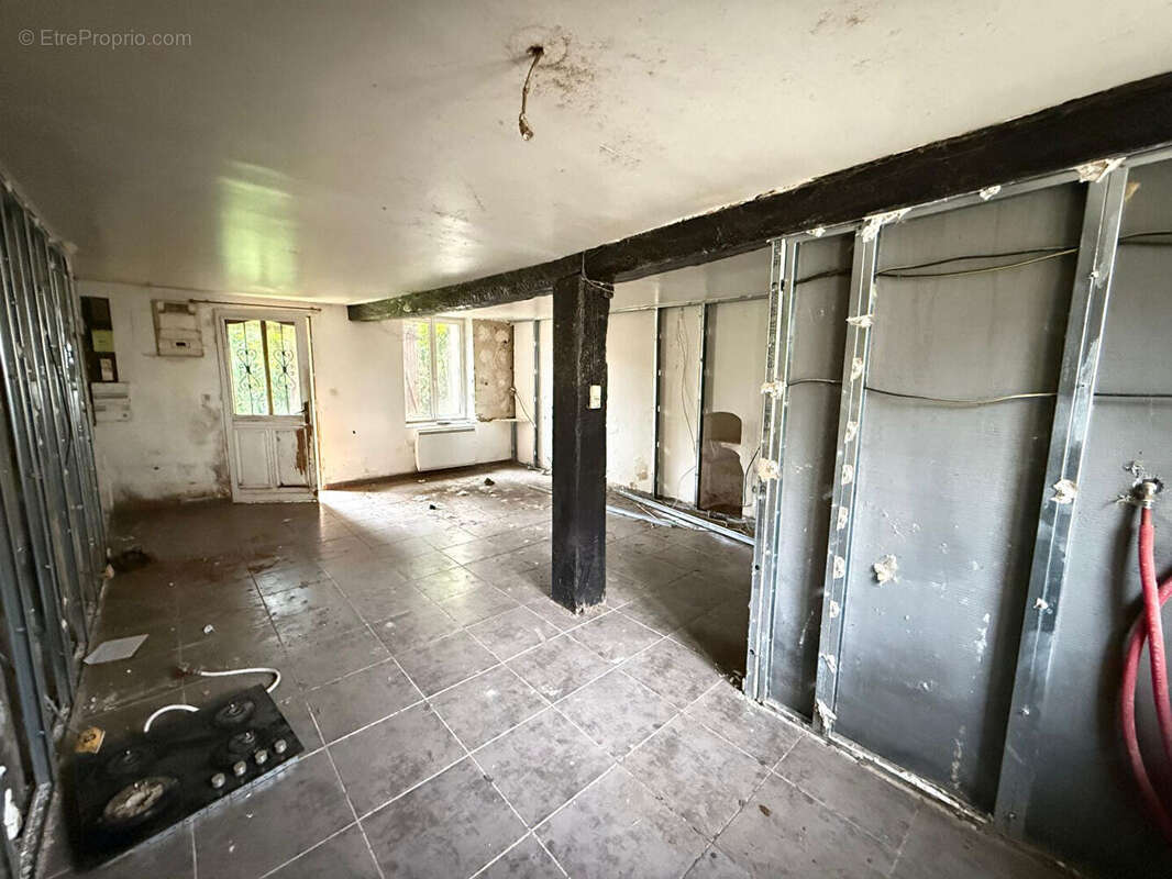 Appartement à SAINT-CYR-SUR-MORIN