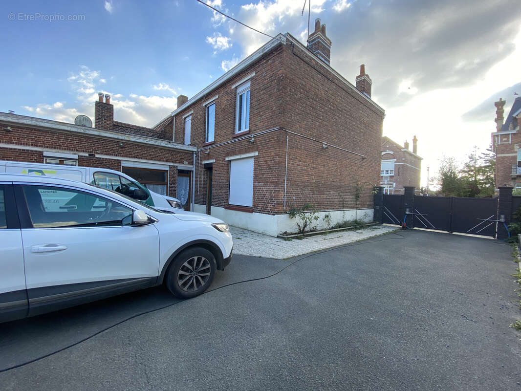 Maison à VIEUX-BERQUIN