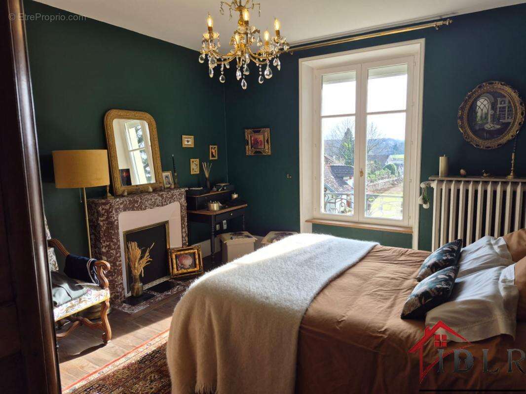 Maison à LUXEUIL-LES-BAINS