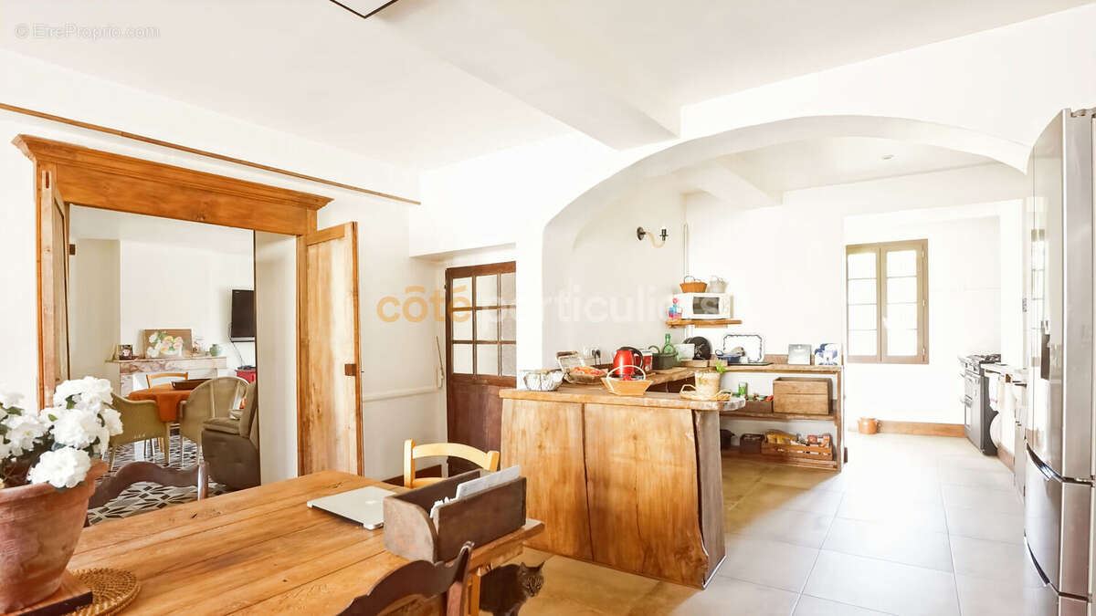 Maison à MONTIRAT