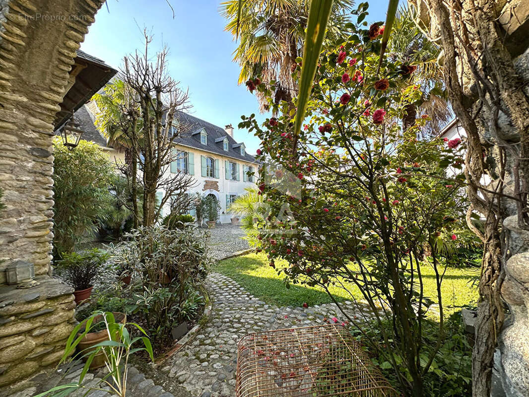 Maison à BERNAC-DEBAT