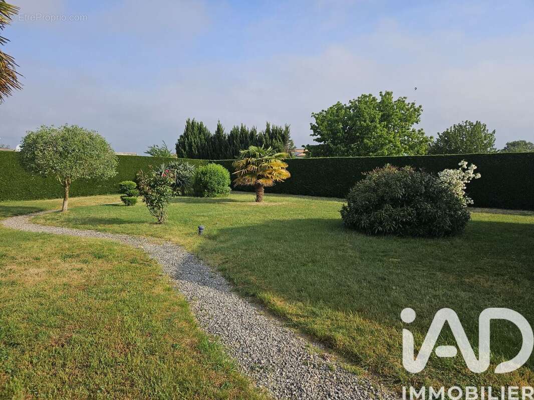 Maison 124 m² à Sainte-Gemme  - photo 5