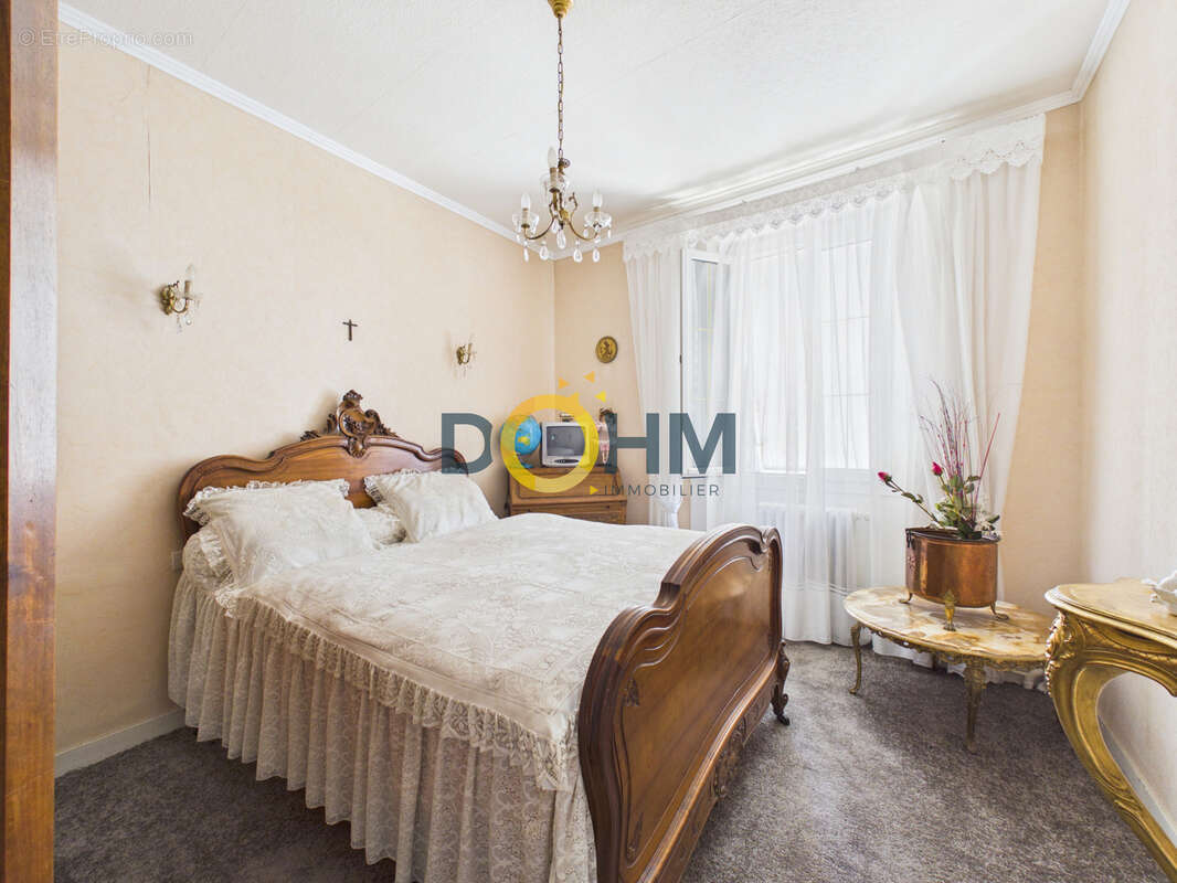 Maison de ville avec extérieur   116 m2   Unieux - photo 8