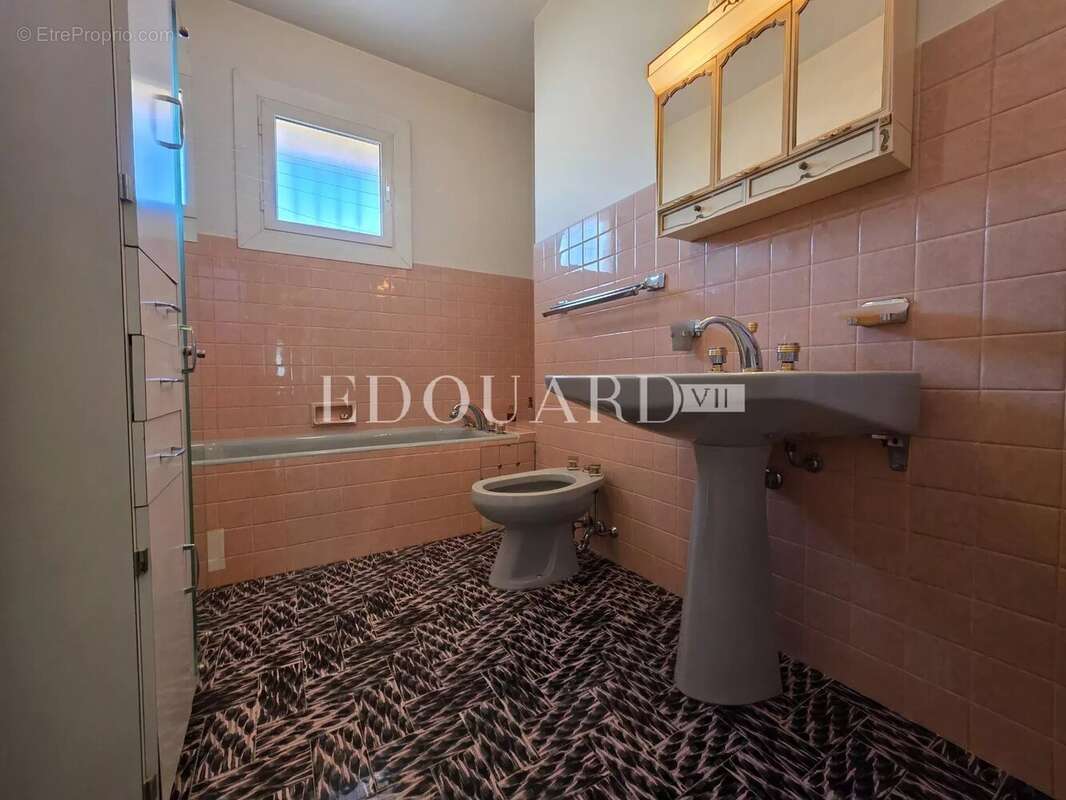 Appartement à MENTON