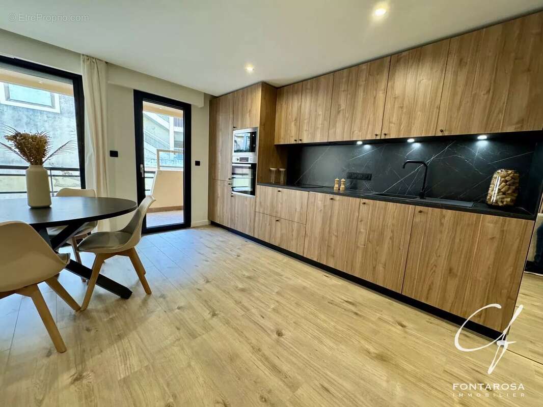 Appartement à SAINT-RAPHAEL