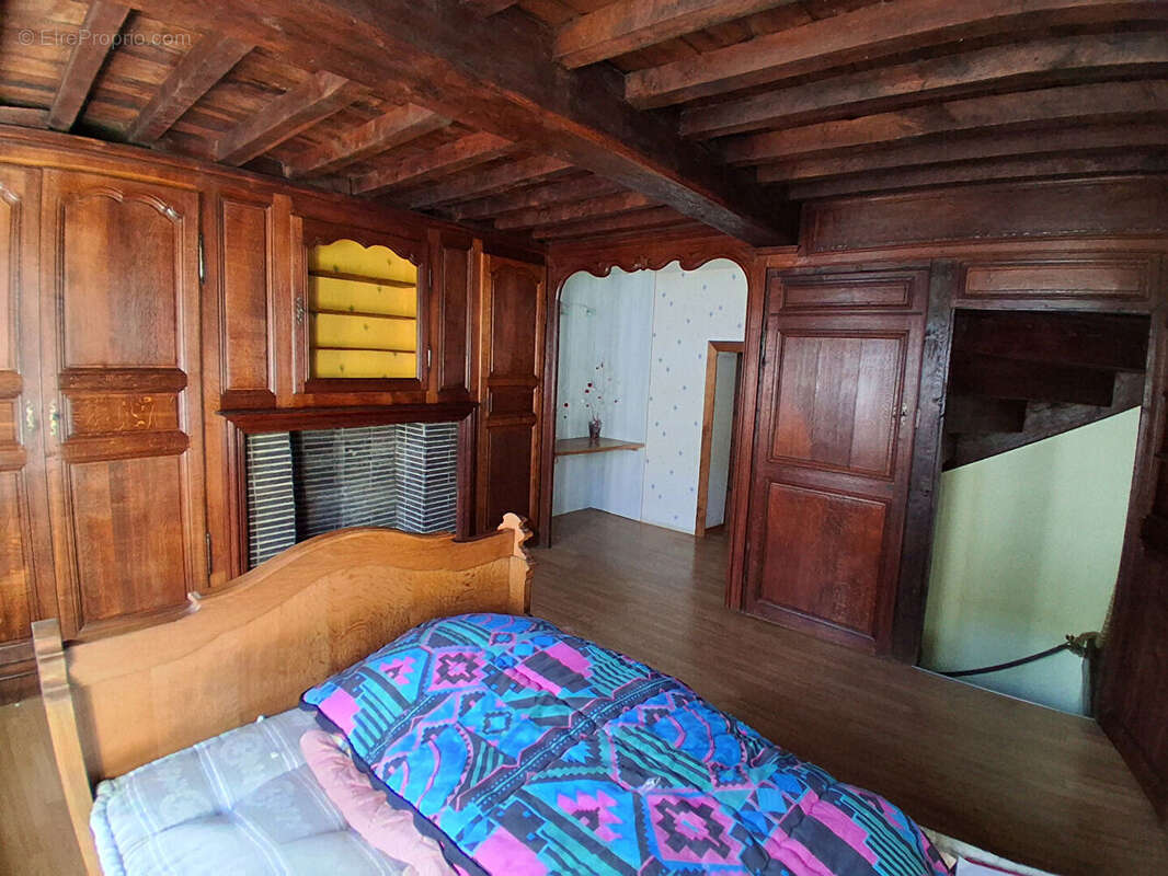 Maison à ETREAUPONT