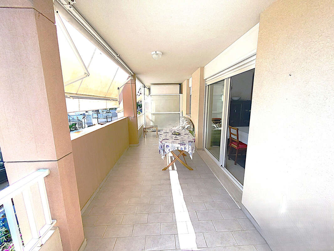 Appartement à ROQUEBRUNE-CAP-MARTIN