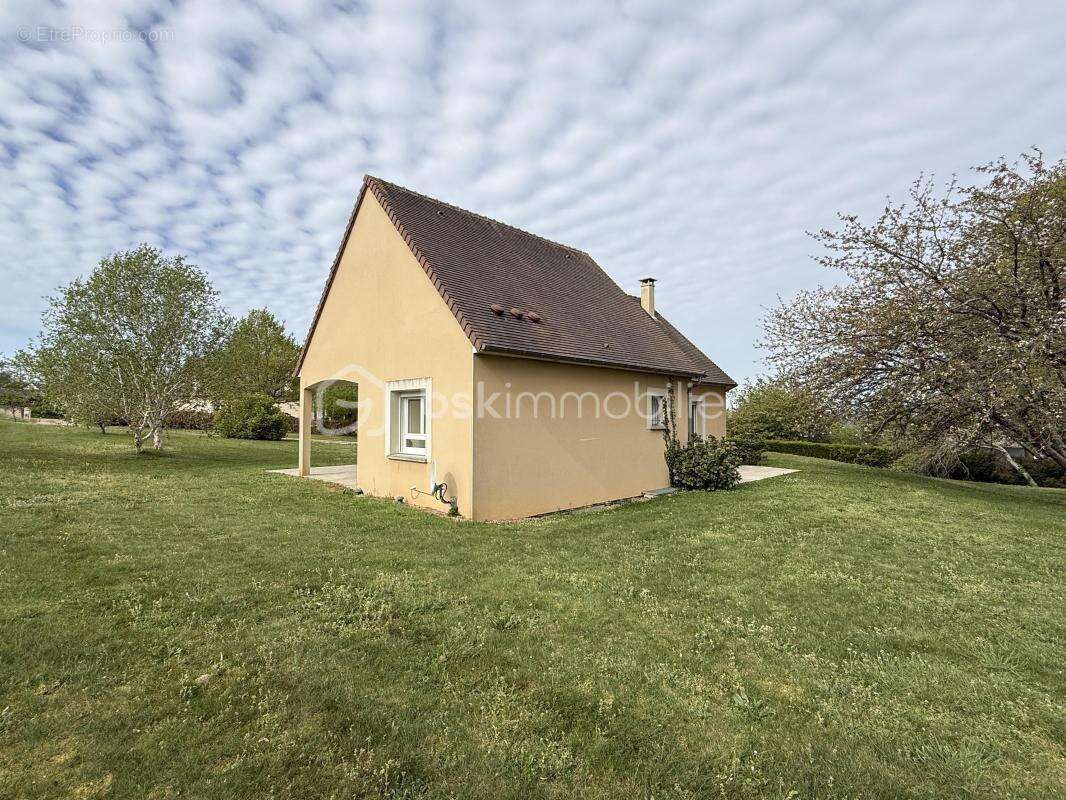 Maison familiale de 135 m² – Plein pied – Sous-sol complet – Terrain de 3 000 m² – DPE C - photo 15