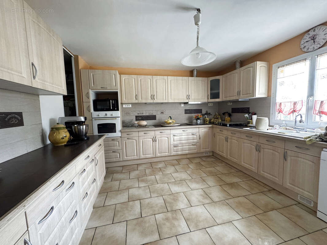 Maison à VAUX-SUR-MER