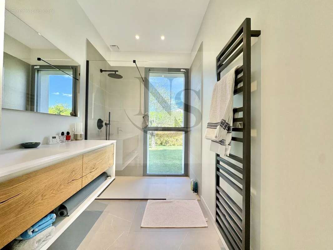 Maison à AIX-EN-PROVENCE