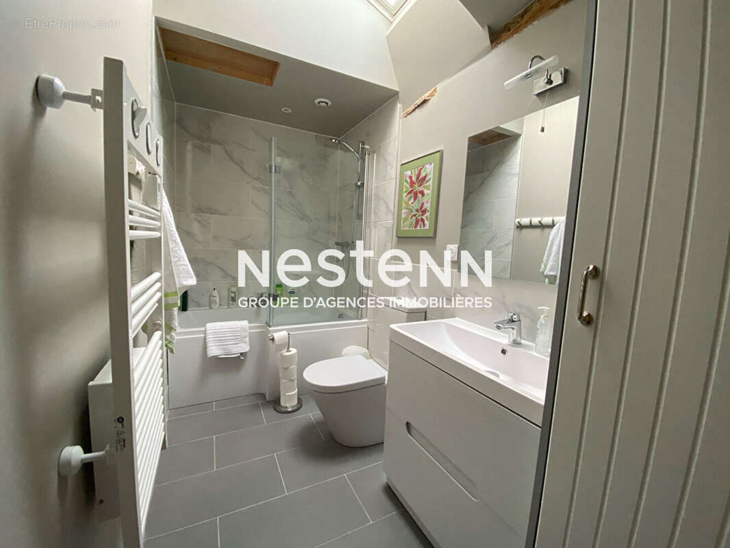 Maison à PIEGUT-PLUVIERS