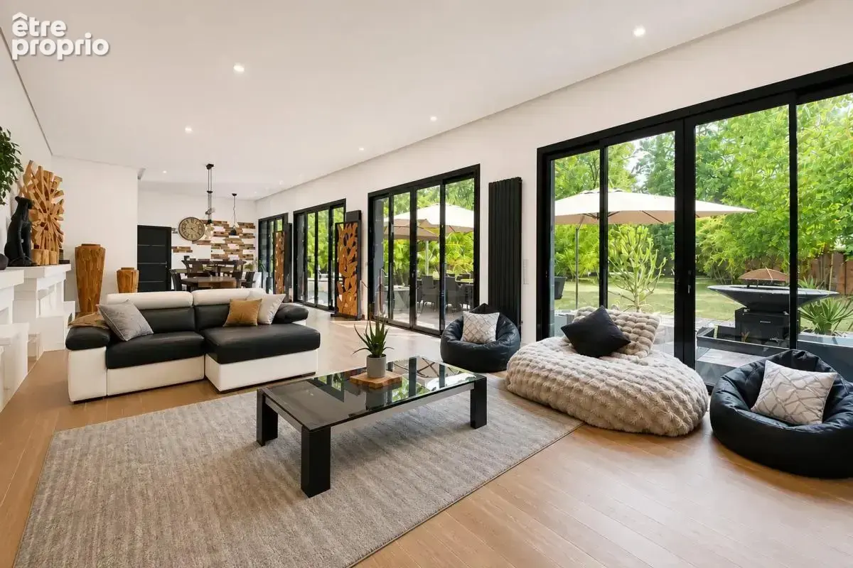 Maison de 8 pièces de 245 m² à Lamorlaye - photo 12