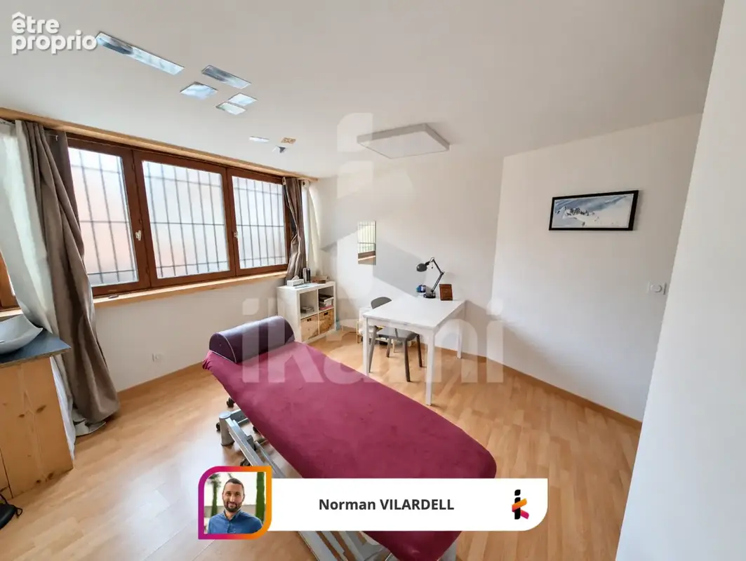 Locaux commerciaux   Boutique et bureaux - photo 2