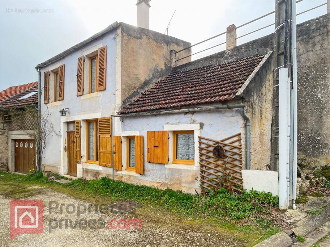 Maison à GRIMAULT