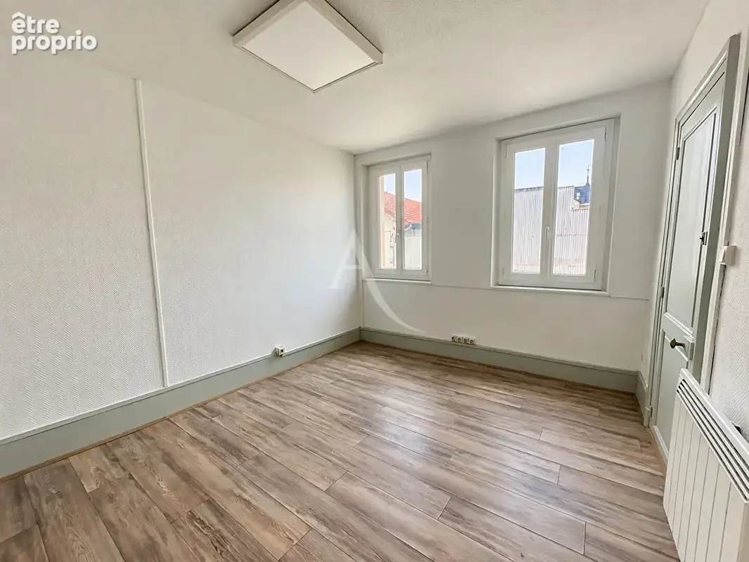Ensemble immobilier à vocation hôtelière - 9 chambres - centre-ville d'annet-sur-marne - photo 2