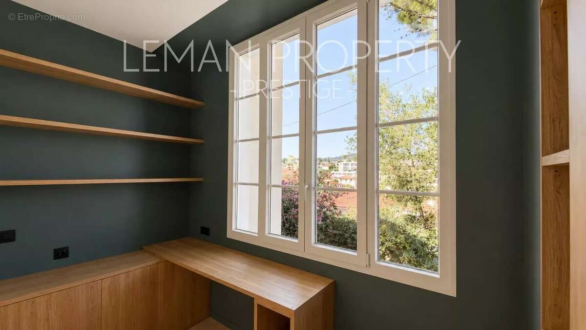 Appartement à LE CANNET