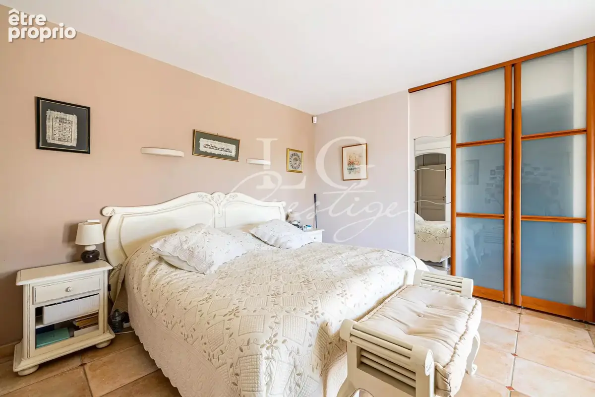 Superbe villa 5 pieces avec piscine - photo 14
