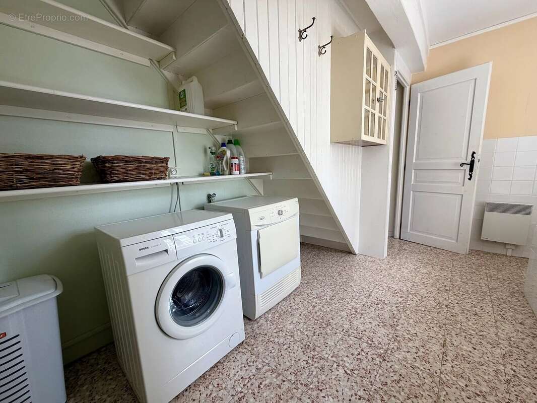 Grand ensemble, entièrement isolé avec 1,4 hectare à vendre près de Remilly - photo 42