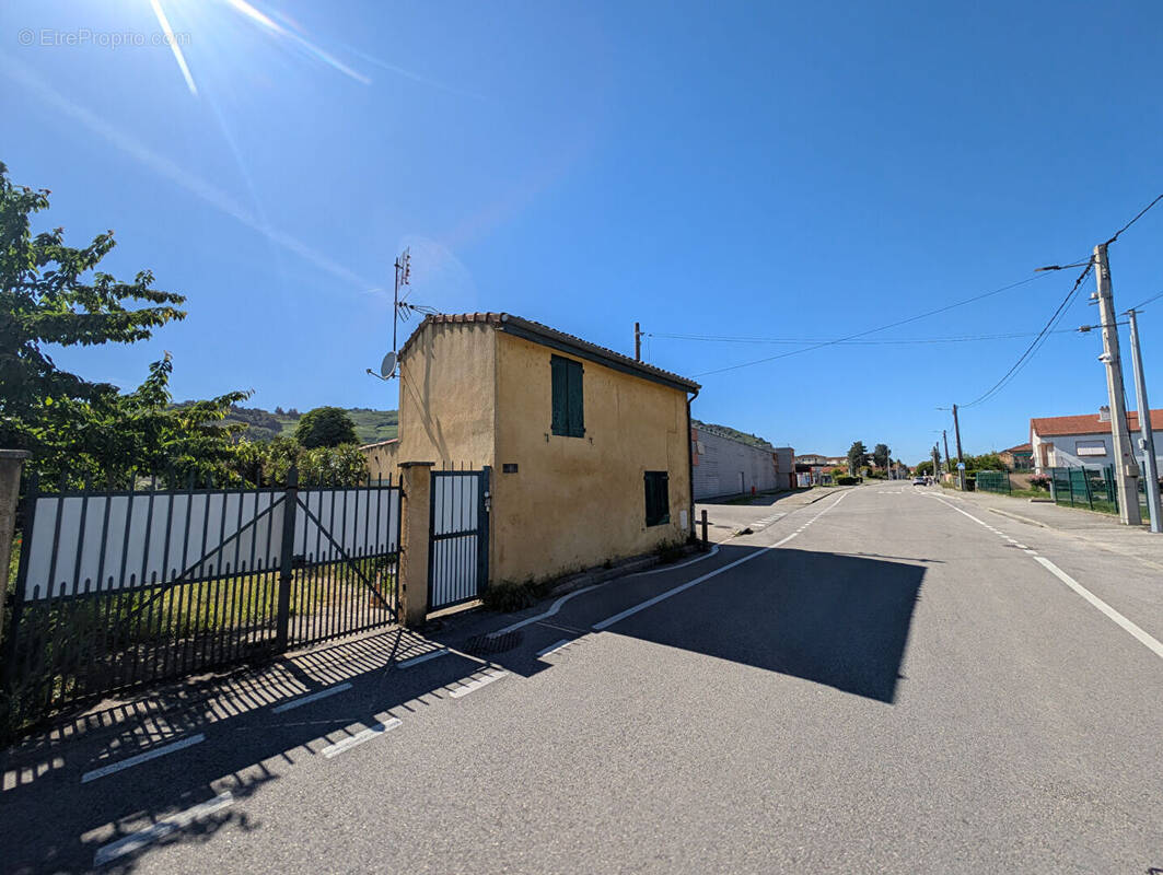 Maison à TOURNON-SUR-RHONE