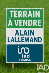 Photo 1 - Terrain à LE PORT
