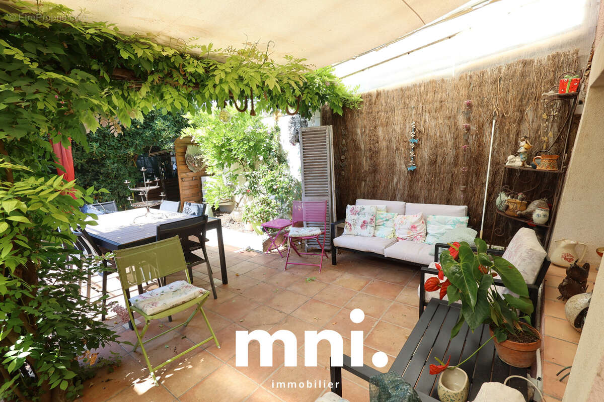 Maison à SIX-FOURS-LES-PLAGES