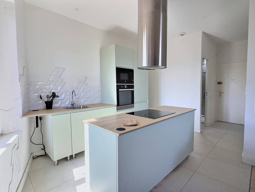 Appartement à HYERES