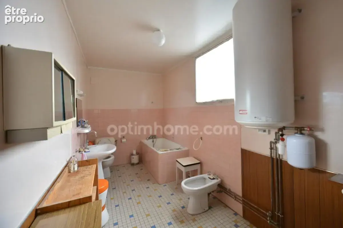 Exclusivité – stenay centre – vaste appartement sur plusieurs niveaux avec grande surface en rez-de-chaussée à transformer - photo 17