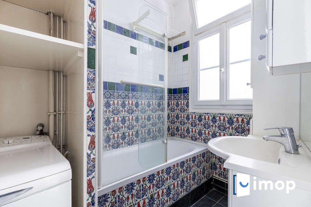 Appartement à PARIS-18E