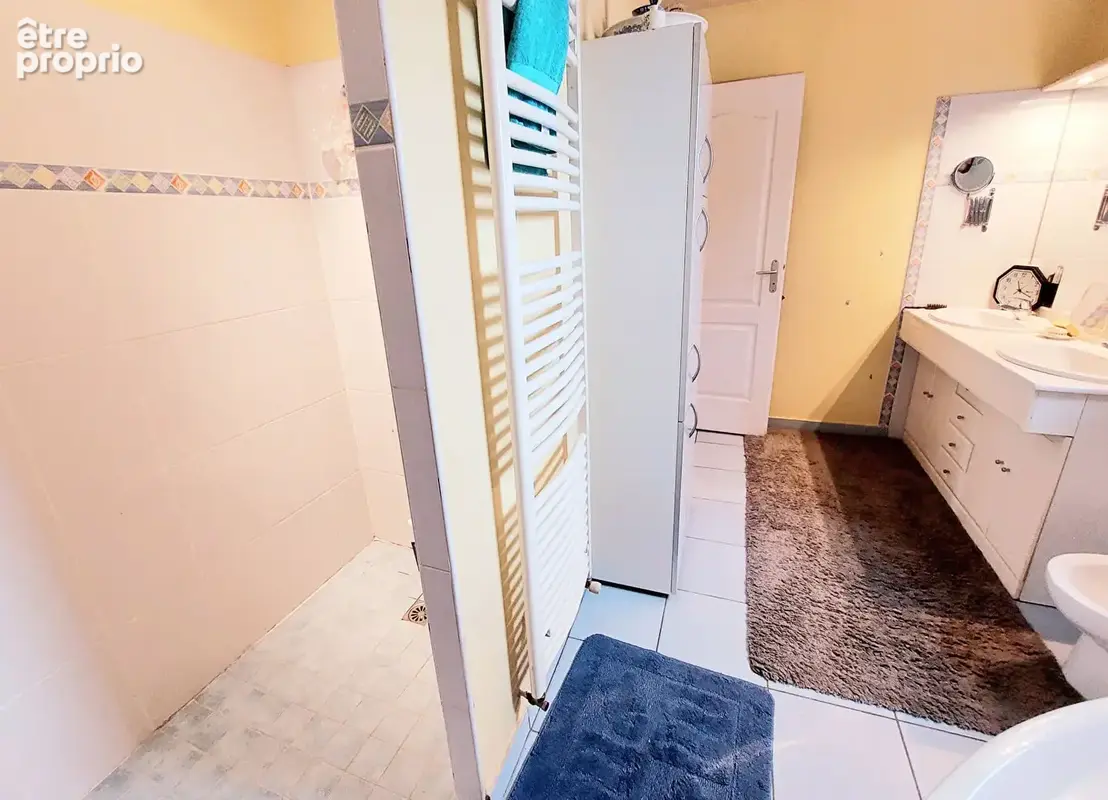 Villa de 150 m² sur sous sol complet  de 110 m² + dépendance + piscine terrain 1353m² - photo 13
