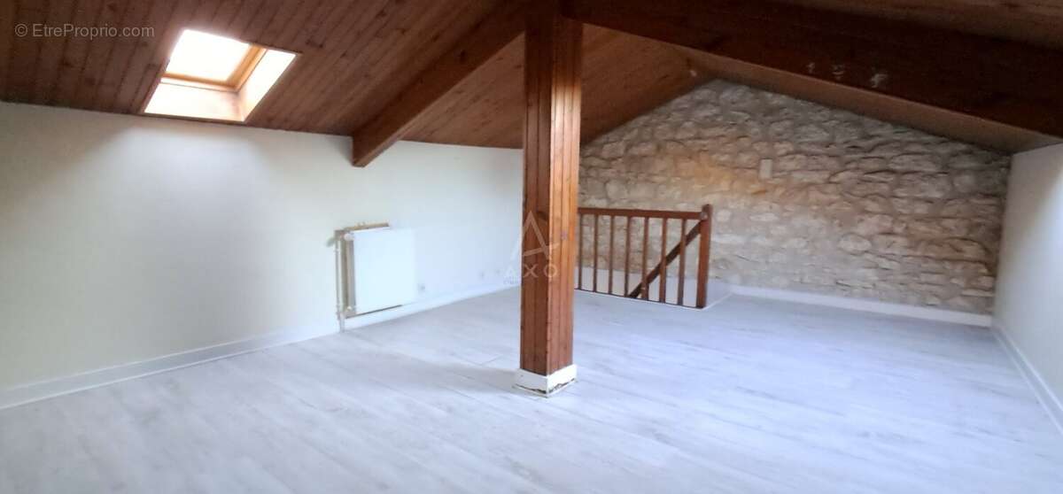 Maison à GOND-PONTOUVRE