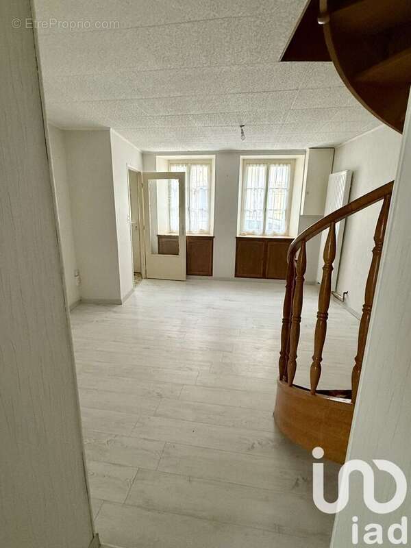 Photo 2 - Maison à TROISSY