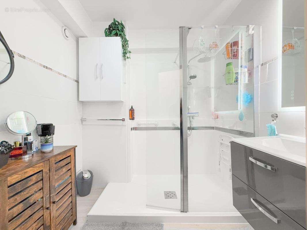 Appartement à CAGNES-SUR-MER