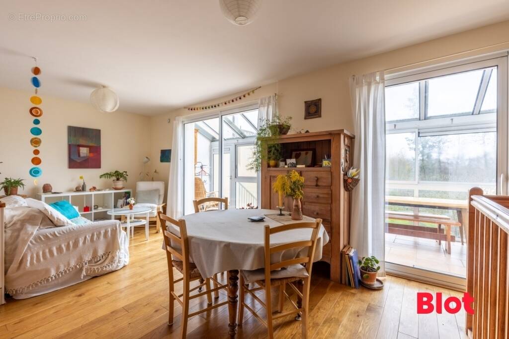 Maison à CORPS-NUDS