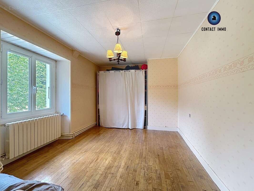 Maison à SAINT-BONNET-L&#039;ENFANTIER