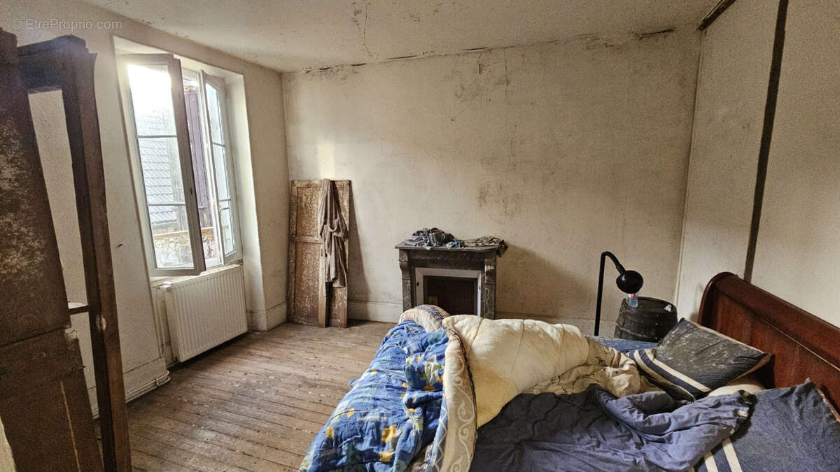 Maison à AUXY