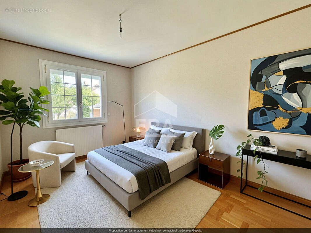 Maison à SAINT-JEAN-DE-BRAYE